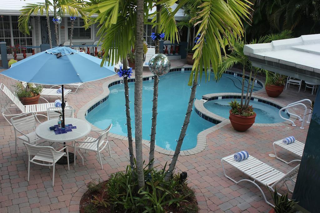 Coral Reef Guesthouse 포트 로더데일 외부 사진