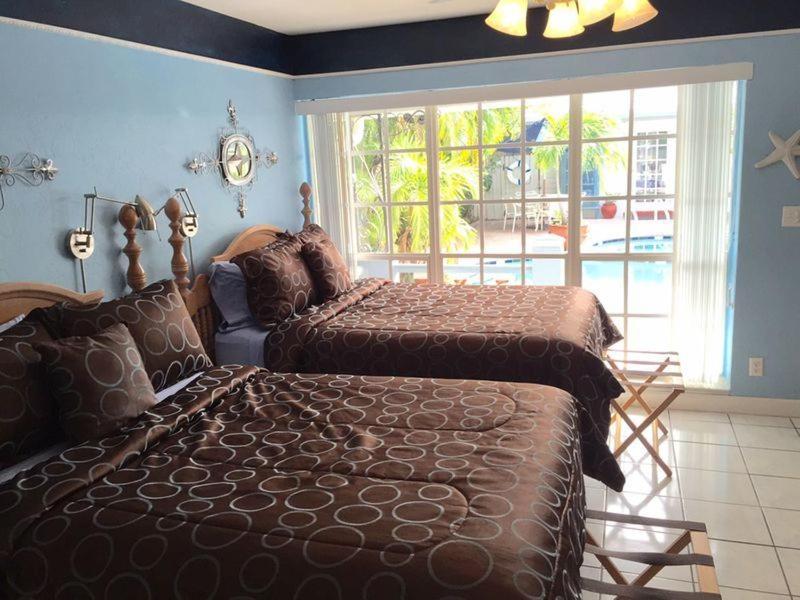 Coral Reef Guesthouse 포트 로더데일 객실 사진