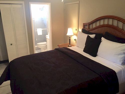 Coral Reef Guesthouse 포트 로더데일 외부 사진